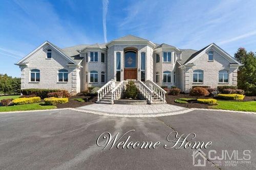 2 Parkwood Lane, Colts Neck, NJ, 07722 | Card Image