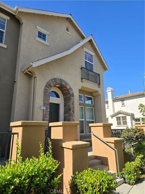 2147 Cittadin Dr, Fullerton, CA, 92833 | Card Image