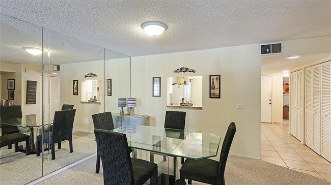 527 Spring Lakes Blvd, Condo with 2 bedrooms, 2 bathrooms and null parking in BRADENTON FL | Image 7