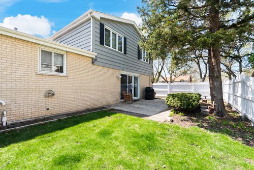 905 Kennebec Ln, Naperville, IL, 60563-1411 | Card Image