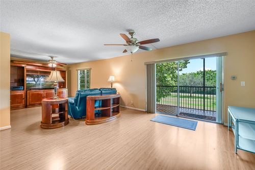 apt-304-271 S Hollybrook Dr, Pembroke Pines, FL, 33025-1250 | Card Image