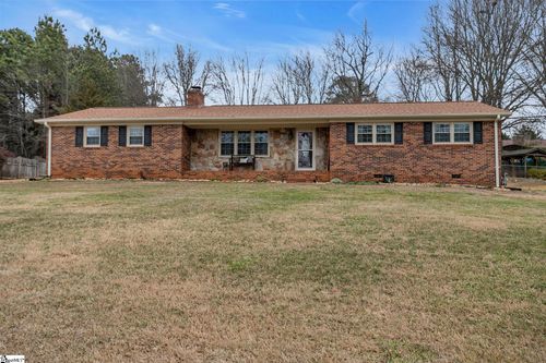 305 Clay Street, Easley, SC, 29642 | Card Image