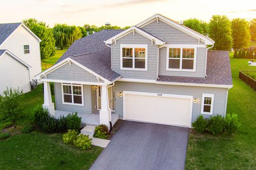 1125 Juniper Dr, Sycamore, IL, 60178-1867 | Card Image