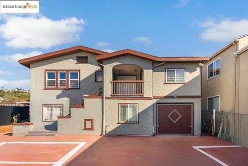 8016 Macarthur Blvd, Oakland, CA, 94605-3564 | Card Image