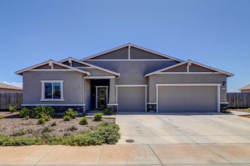 2630 Seiad St, Redding, CA, 96002-9032 | Card Image