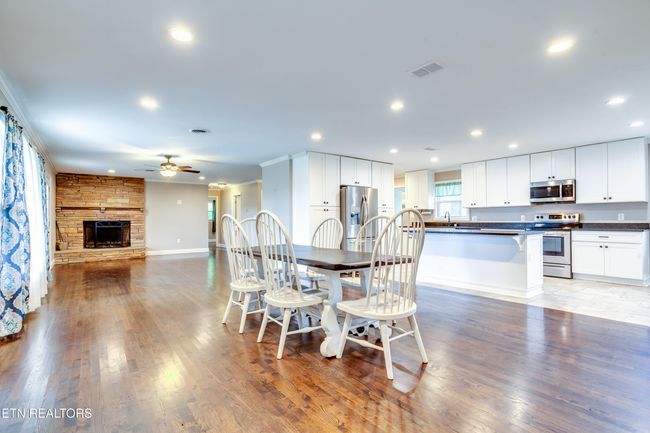 8529 W Emory Rd, House other with 4 bedrooms, 2 bathrooms and null parking in Knoxville TN | Image 24