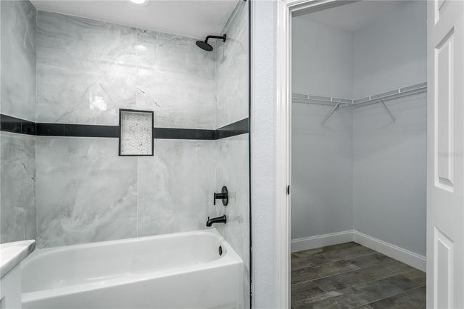 10520 - 10520 White Lake Ct, Condo with 2 bedrooms, 2 bathrooms and null parking in TAMPA FL | Image 16
