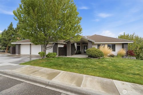 4100 E 43rd Avenue, Kennewick, WA, 99337 | Card Image