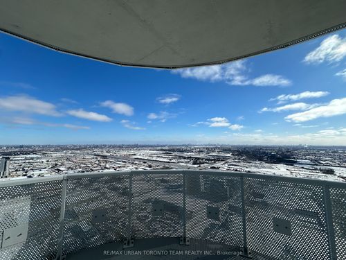 6009-8 Interchange Way, Vaughan, ON, L4K5Z7 | Card Image