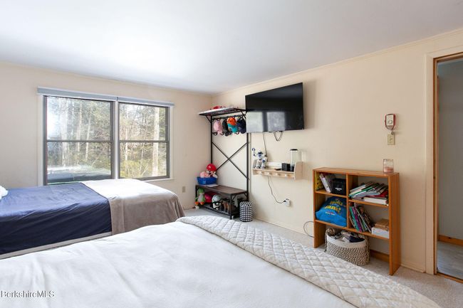 2nd primary bedroom | Image 19