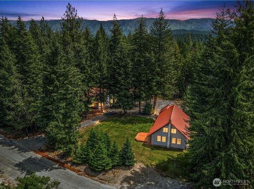 2605 Larch Dr, Leavenworth, WA, 98826-9605 | Card Image