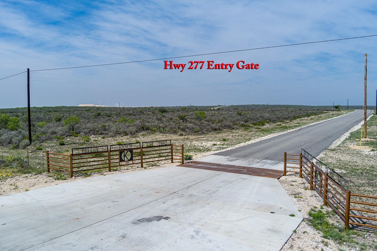 Land in Del Rio 4