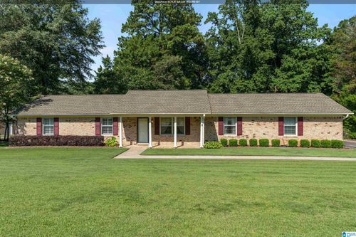 1738 Magnolia St, GARDENDALE, AL, 35071-2389 | Card Image
