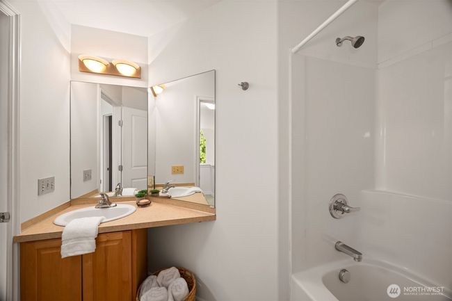 3 Spring Rd, House other with 3 bedrooms, 3 bathrooms and 2 parking in Bellingham WA | Image 32