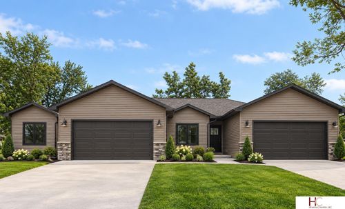 310 Walnut St, Friend, NE, 68359-1256 | Card Image