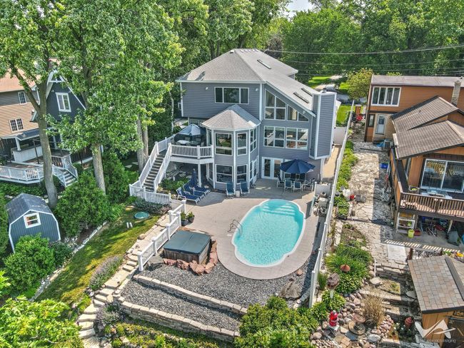 6N142 Riverside Dr, House other with 4 bedrooms, 4 bathrooms and 2 parking in St. Charles IL | Image 38