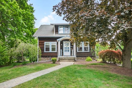 768 Plymouth St, Abington, MA, 02351-2548 | Card Image