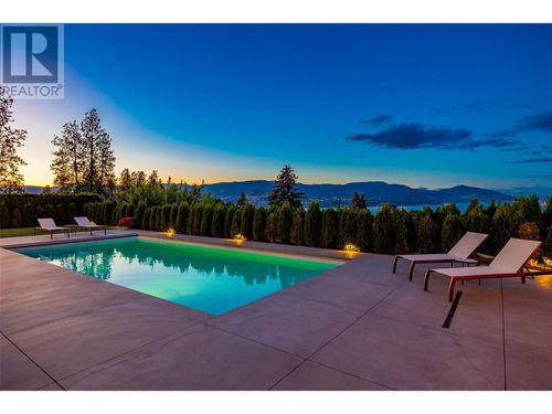 415 Curlew Dr, Kelowna, BC, V1W4L3 | Card Image