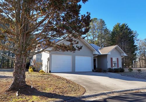 31 Westward Ln, Blue Ridge, GA, 30513-4294 | Card Image