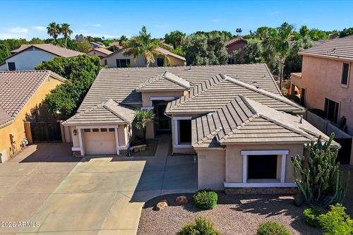 6795 W Lone Cactus Dr, Glendale, AZ, 85308-8956 | Card Image