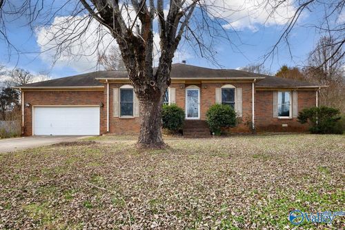 103 Nw Lindsey Lane, Hazel Green, AL, 35750 | Card Image