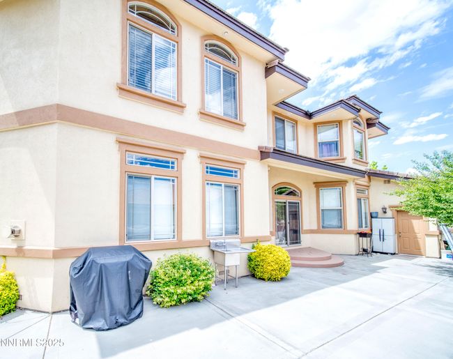 6752 Eagle Wing Cir, House other with 6 bedrooms, 5 bathrooms and 3 parking in Sparks NV | Image 9