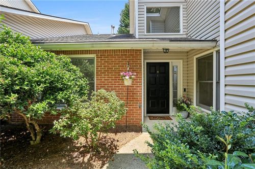 104 Dunwoody Springs Dr, Sandy Springs, GA, 30328-4531 | Card Image