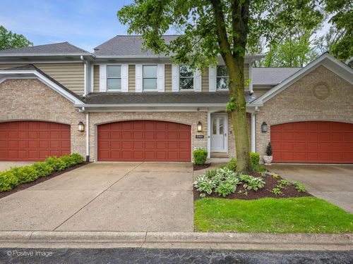 11145 Indian Woods Dr, Indian Head Park, IL, 60525-4985 | Card Image