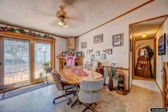 925 W Fetterman St, House attached with 3 bedrooms, 2 bathrooms and null parking in Buffalo WY | Image 27
