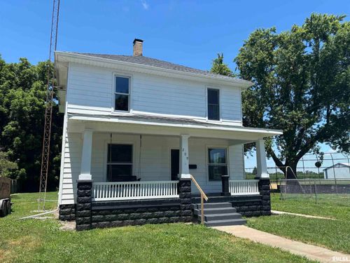 209 E Dodds St, Divernon, IL, 62530-2353 | Card Image
