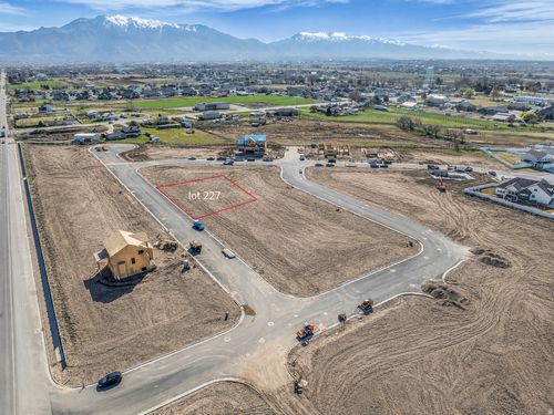 227-3655 W Collingwood Dr, Taylor, UT, 84401 | Card Image