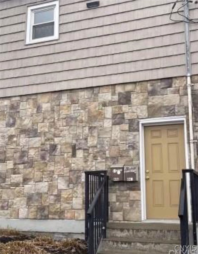 Residential Lease in Whitestown