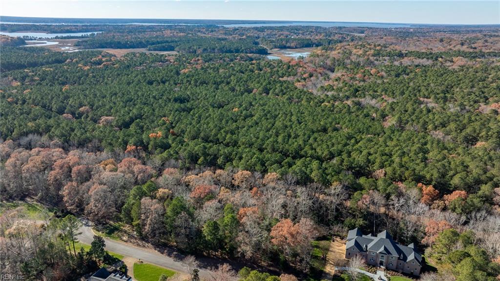 Land in Williamsburg 4
