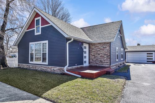 7303 W 75th St, Bridgeview, IL, 60455-1220 | Card Image