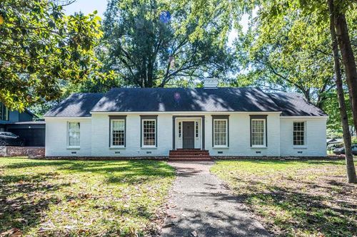 5575 Walnut Grove Rd, Memphis, TN, 38120-1960 | Card Image