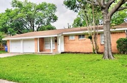 3023 Topaz Ln, Farmers Branch, TX, 75234-3619 | Card Image