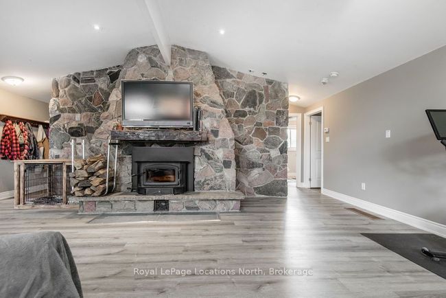 89 Argyle St, House other with 2 bedrooms, 1 bathrooms and 10 parking in Melancthon ON | Image 5