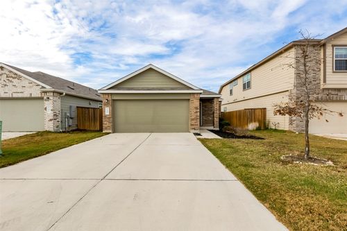 545 Greatest Gift Way, Jarrell, TX, 76537-1988 | Card Image