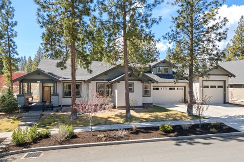 3187 Nw Shevlin Meadow Dr, Bend, OR, 97703-1476 | Card Image