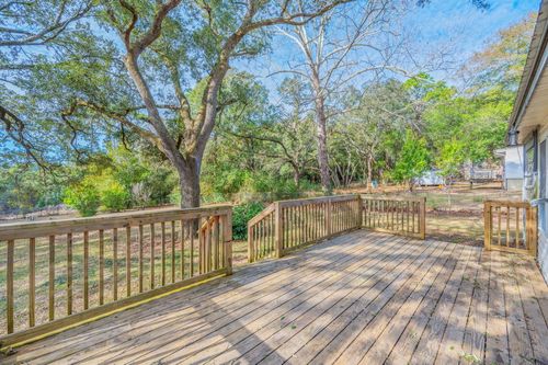 431 Andrew Dr, Valparaiso, FL, 32580-1104 | Card Image