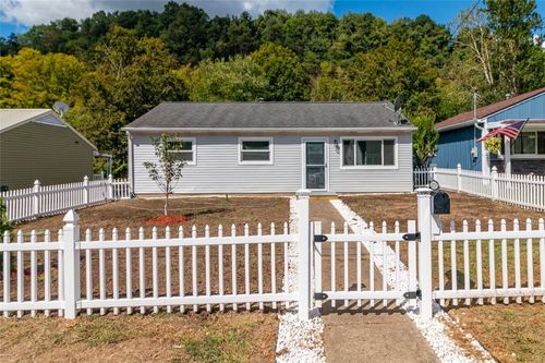 2873 N Meadow St, Natrona Heights, PA, 15065-1817 | Card Image