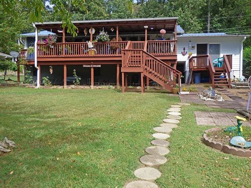 246 E Lakeshore Dr, Cherokee Village, AR, 72529-5447 | Card Image