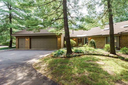 7672 E Saint Andrews Cir, Portage, MI, 49024-4086 | Card Image