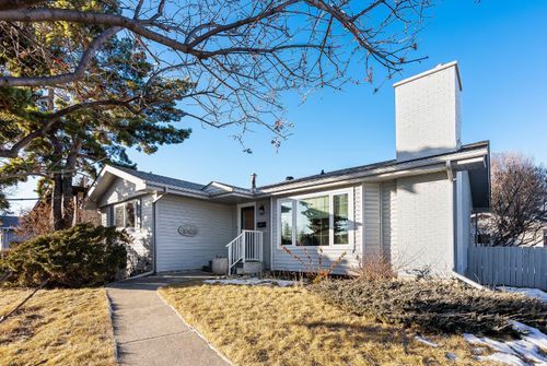 10623 Waneta Cres Se, Calgary, AB, T2J1J5 | Card Image