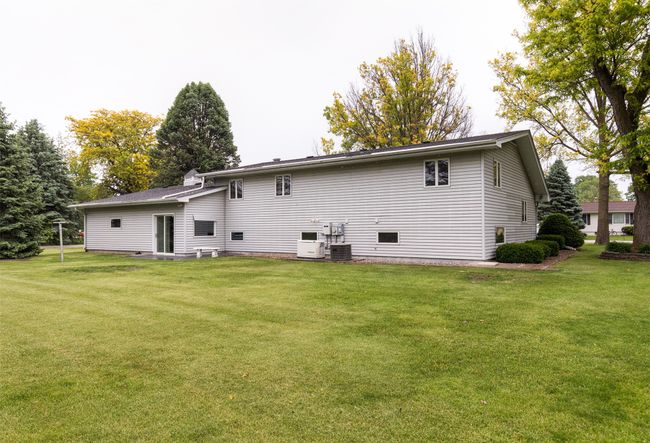 203 11 Th St, Home with 3 bedrooms, 3 bathrooms and null parking in Dallas Center IA | Image 29