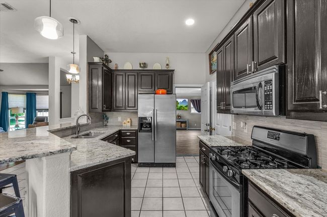 5212 Cross Timber Rd W, House other with 3 bedrooms, 2 bathrooms and null parking in Cleburne TX | Image 15