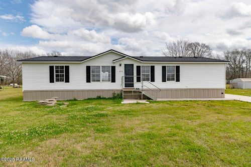 370 Bearb Rd, Sunset, LA, 70584-5653 | Card Image
