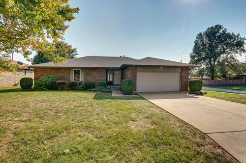 1142 W Maplewood St, Springfield, MO, 65807-4763 | Card Image