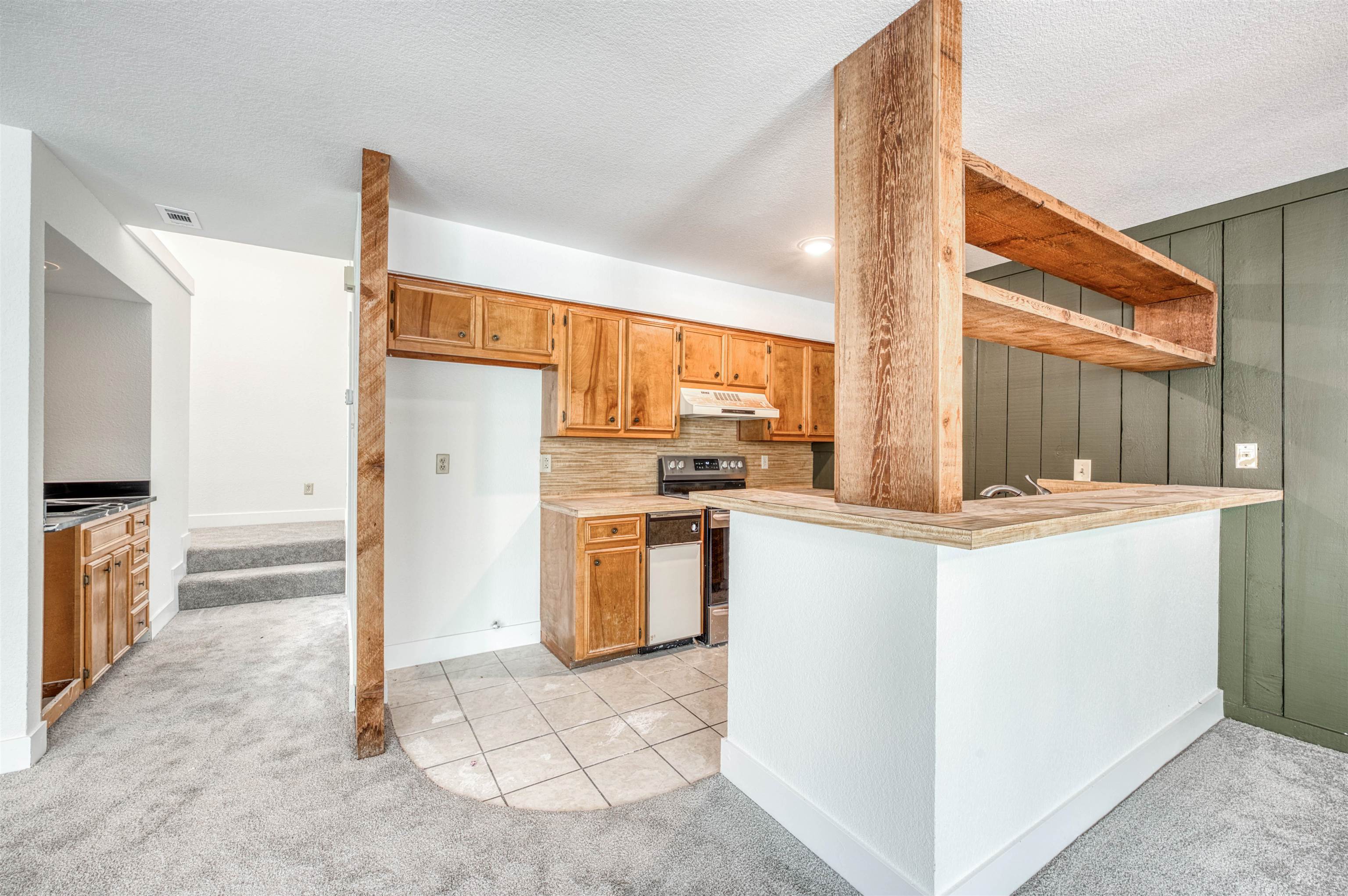 Residential in Horseshoe Bay 5