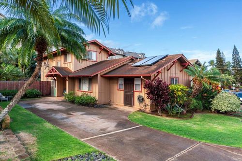 30 Haku Hale Pl, Lahaina, HI, 96761-8940 | Card Image